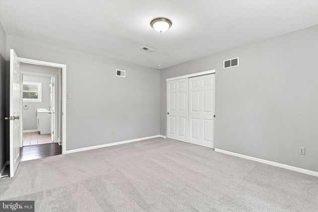 616 MEADOWLARK RD, Audubon, PA 19403