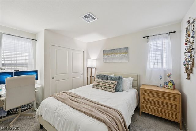 6952 Sunflower Fields Street, North Las Vegas, NV 89086