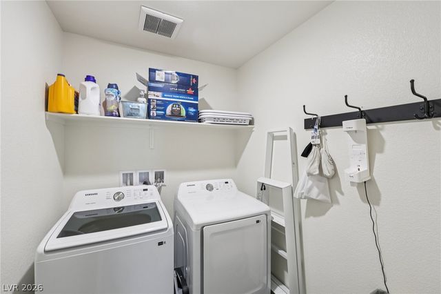 6952 Sunflower Fields Street, North Las Vegas, NV 89086