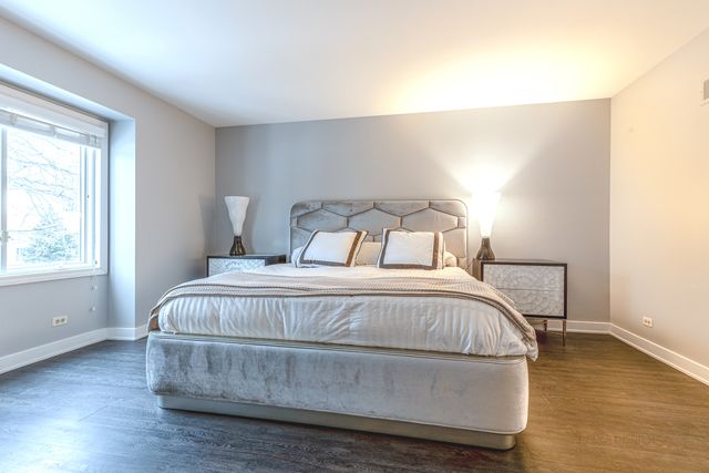 1866 Old Willow Road, Northfield, IL 60093