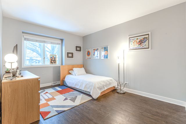 1866 Old Willow Road, Northfield, IL 60093