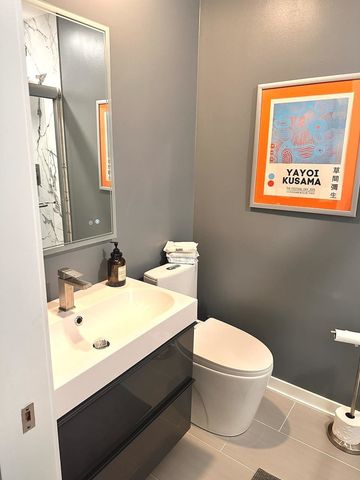 1866 Old Willow Road, Northfield, IL 60093