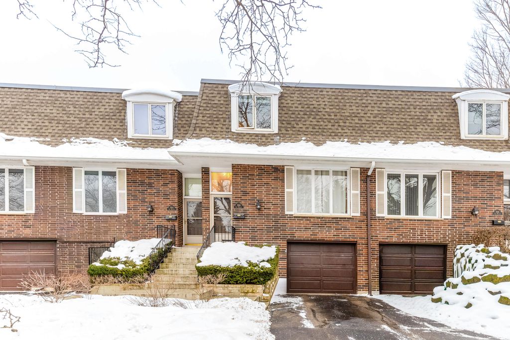 1866 Old Willow Road, Northfield, IL 60093