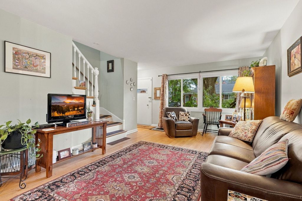 2549 Lawndale Avenue, Evanston, IL 60201 — photo 3