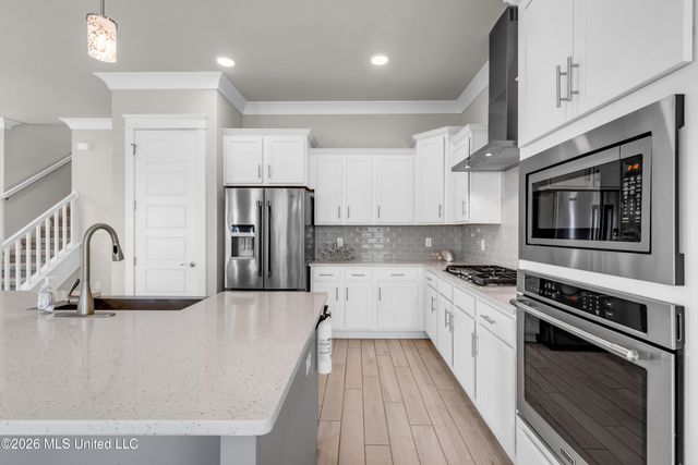 119 Jefferson Davis Avenue, Biloxi, MS 39530