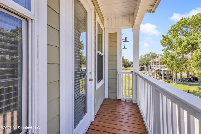 119 Jefferson Davis Avenue, Biloxi, MS 39530