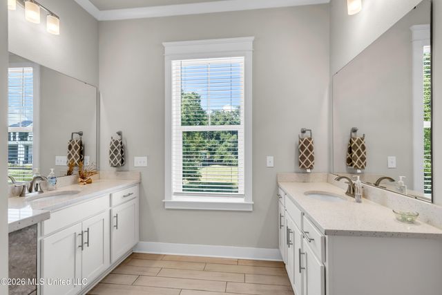 119 Jefferson Davis Avenue, Biloxi, MS 39530