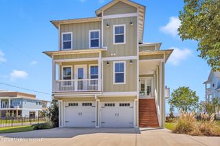 119 Jefferson Davis Avenue, Biloxi, MS 39530