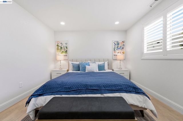 5034 Rahlves Dr, Castro Valley, CA 94546