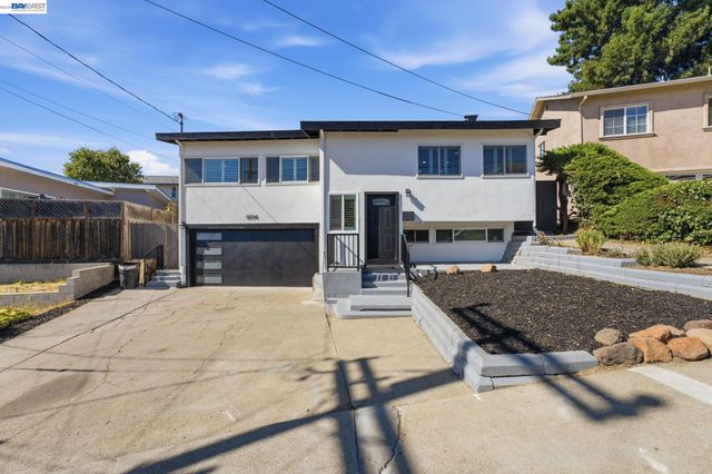 5034 Rahlves Dr, Castro Valley, CA 94546