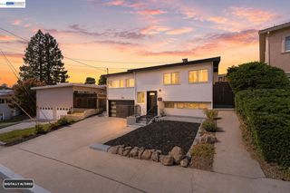 5034 Rahlves Dr, Castro Valley, CA 94546