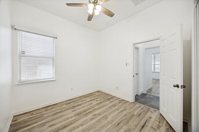 2995 N Overland ST, Round Rock, TX 78681