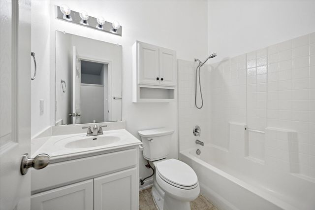 2995 N Overland ST, Round Rock, TX 78681