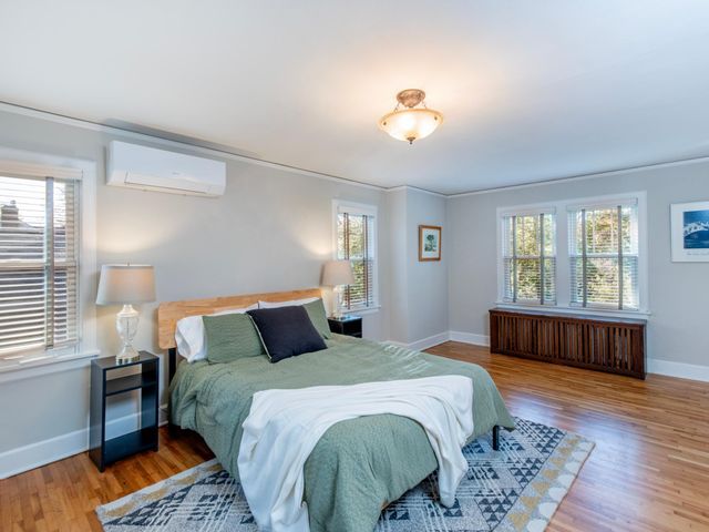 458 Otis Avenue, Saint Paul, MN 55104