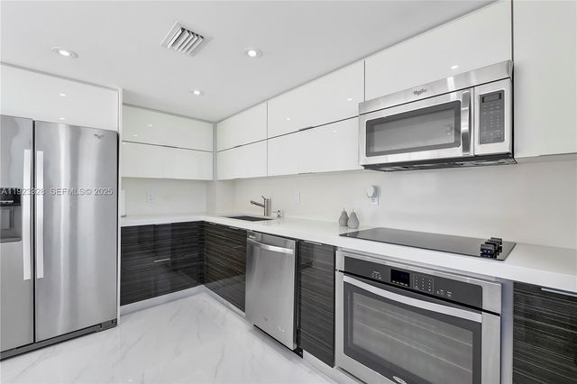 780 NE 69th St 1601, Miami, FL 33138