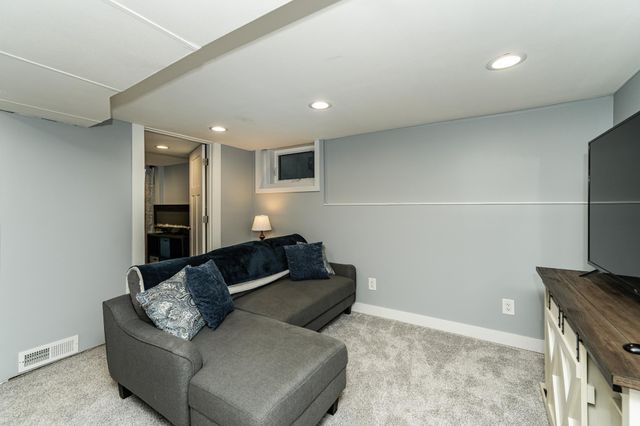 703 9th Avenue SE, Rochester, MN 55904