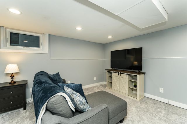 703 9th Avenue SE, Rochester, MN 55904