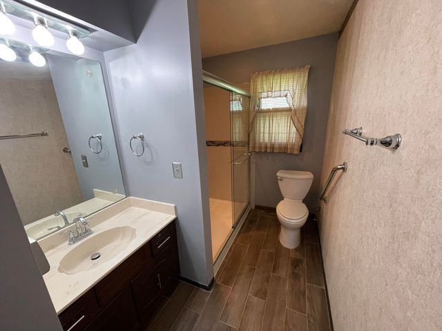 205 REDBUD Lane, Council Bluffs, IA 51503