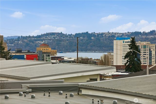 2367 Yakima Court, Tacoma, WA 98405