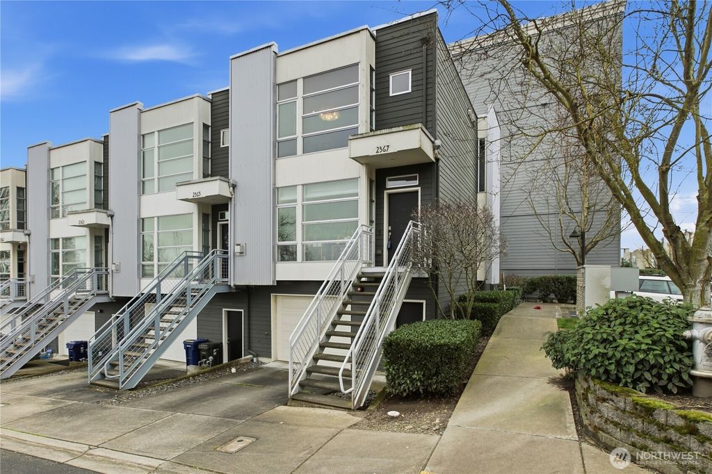 2367 Yakima Court, Tacoma, WA 98405