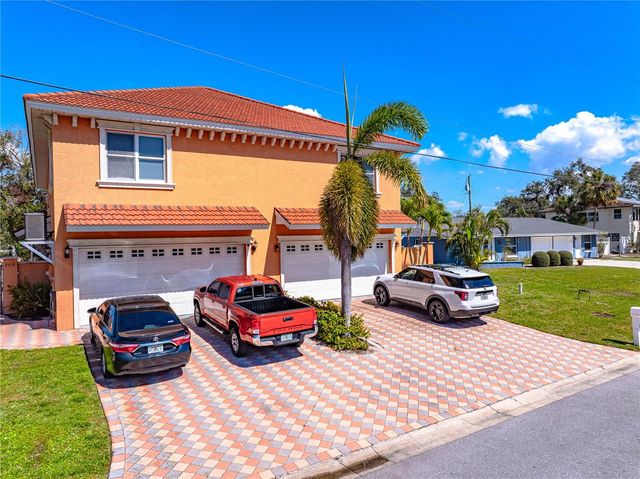 2119 & 2125 MONTCLAIR DRIVE 1 & 2, Sarasota, FL 34231