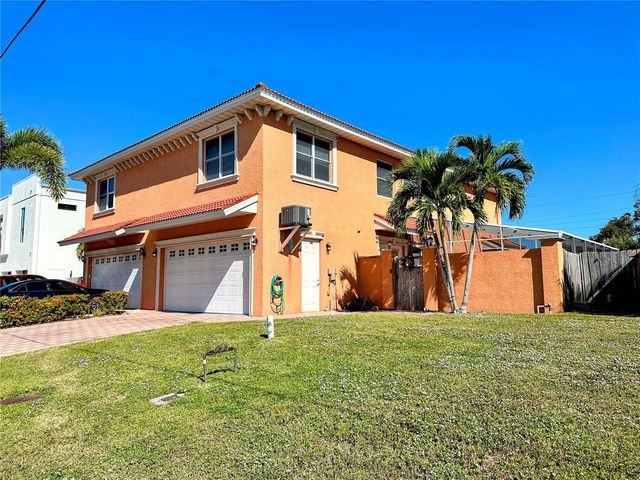 2119 & 2125 MONTCLAIR DRIVE 1 & 2, Sarasota, FL 34231