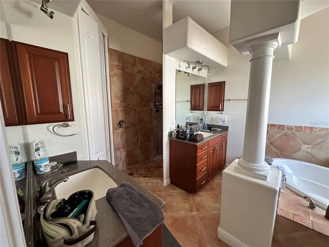 2119 & 2125 MONTCLAIR DRIVE 1 & 2, Sarasota, FL 34231