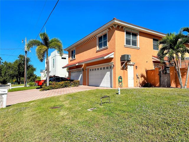 2119 & 2125 MONTCLAIR DRIVE 1 & 2, Sarasota, FL 34231