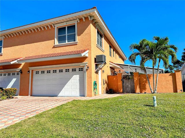 2119 & 2125 MONTCLAIR DRIVE 1 & 2, Sarasota, FL 34231