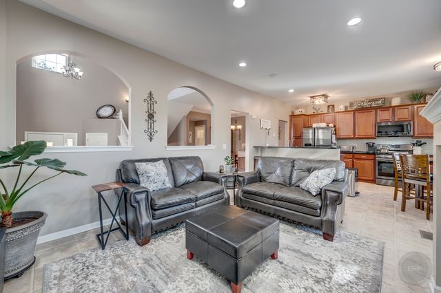 116 River Mist Drive, Oswego, IL 60543