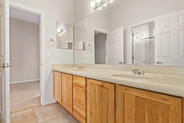 1814 W Wayne Lane, Anthem, AZ 85086