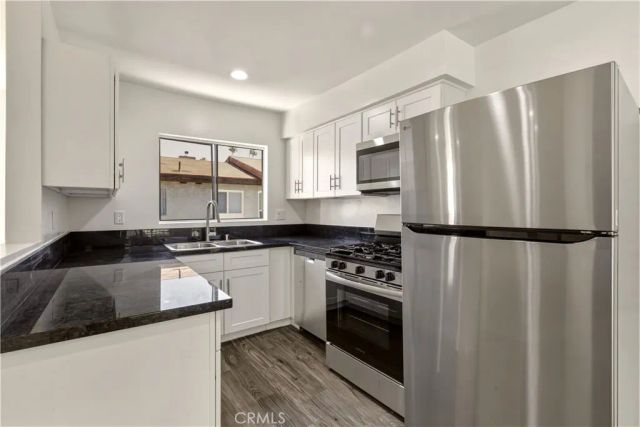 1155 Linden Avenue 7, Glendale, CA 91201