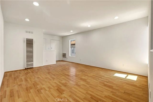1155 Linden Avenue 7, Glendale, CA 91201