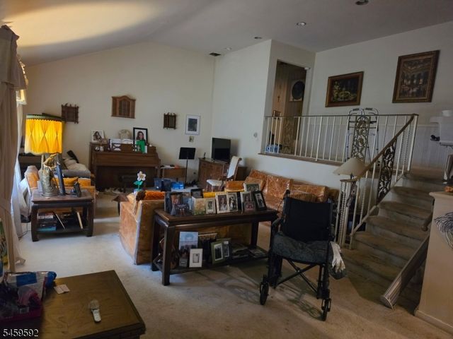 39 Greendale Rd, Cedar Grove Twp., NJ 07009