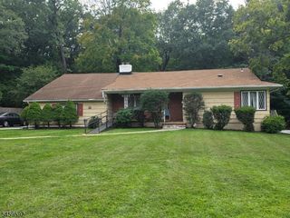 39 Greendale Rd, Cedar Grove Twp., NJ 07009