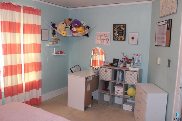 801 W 7th Ave Avenue, Mitchell, SD 57301