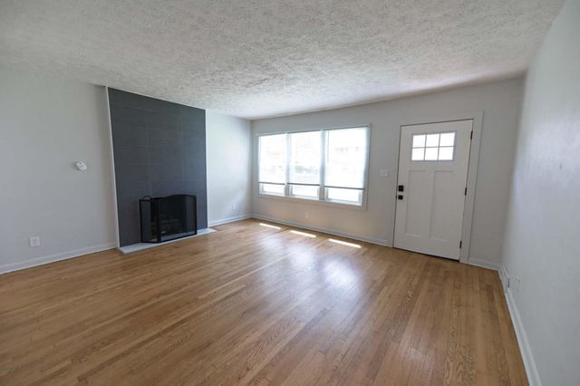 258 East Gate Road, Huntington, WV 25705