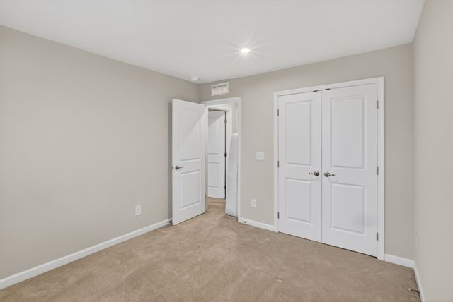 160 Primrose Ln, Gallatin, TN 37066