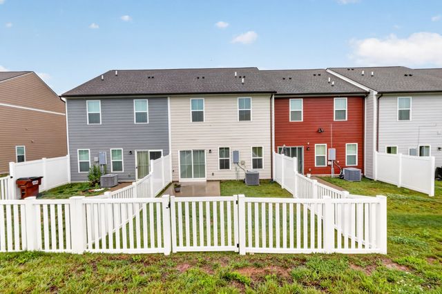 160 Primrose Ln, Gallatin, TN 37066