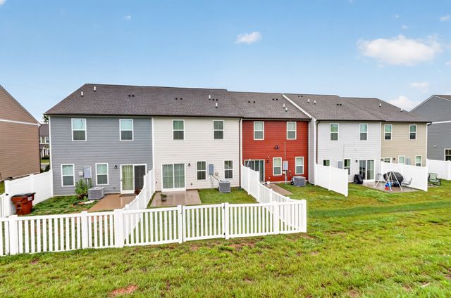 160 Primrose Ln, Gallatin, TN 37066