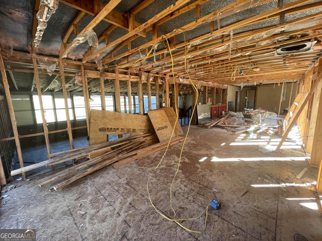 998 Campbell Road, Meansville, GA 30256