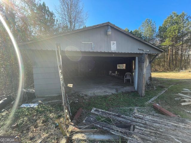 998 Campbell Road, Meansville, GA 30256