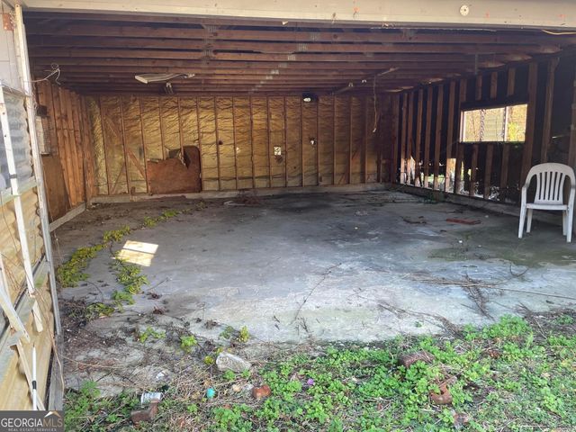 998 Campbell Road, Meansville, GA 30256