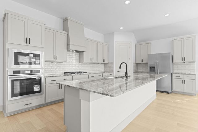 3418 Comice Lane, Pearland, TX 77581