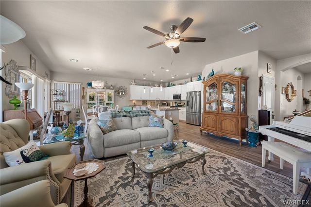 2840 Enclave Drive, Bullhead City, AZ 86429