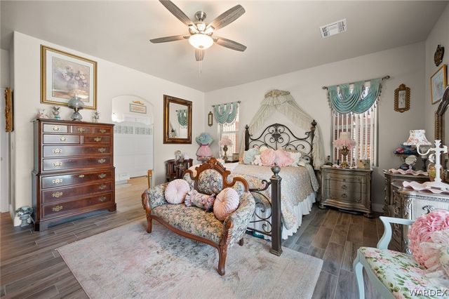 2840 Enclave Drive, Bullhead City, AZ 86429