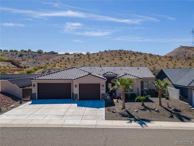 2840 Enclave Drive, Bullhead City, AZ 86429