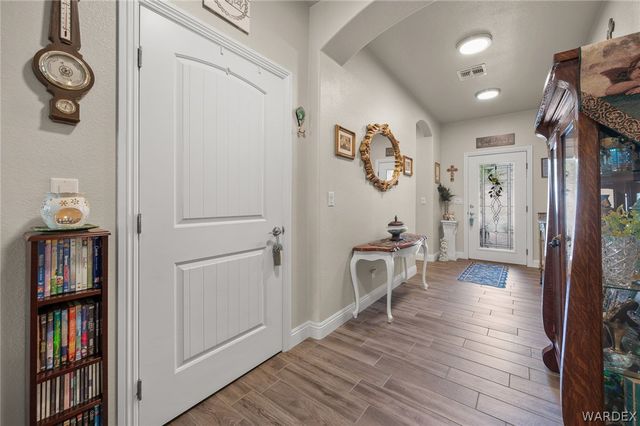 2840 Enclave Drive, Bullhead City, AZ 86429