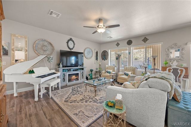 2840 Enclave Drive, Bullhead City, AZ 86429