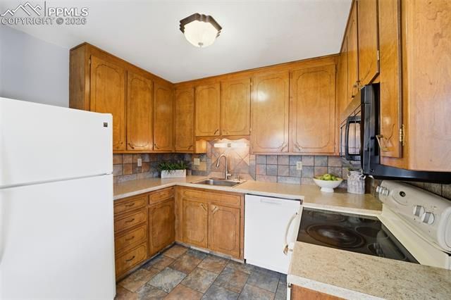 3708 Windflower Circle, Colorado Springs, CO 80918